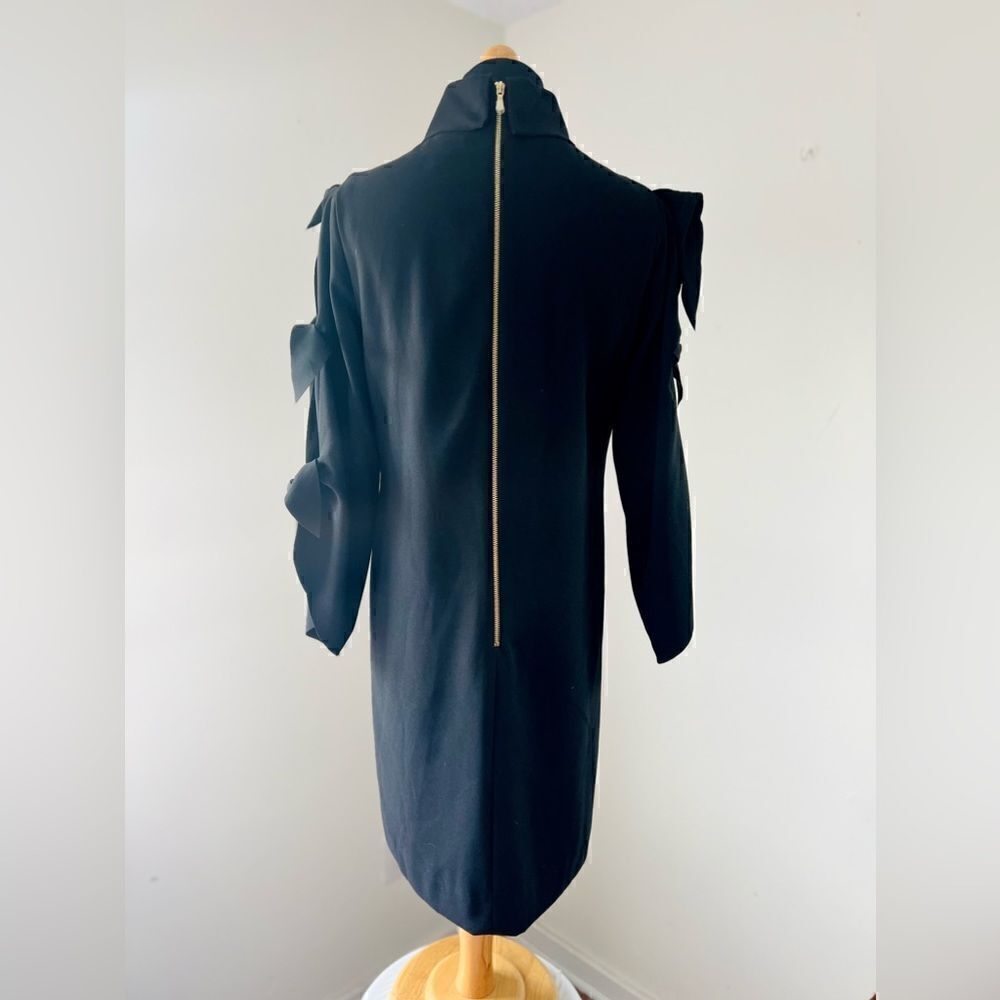 ALEX MARIE GORGEOUS LONG SLEEVE DRESS WITH BOWS DOWN SLEEVE SIZE 2 - Picture 4 of 6